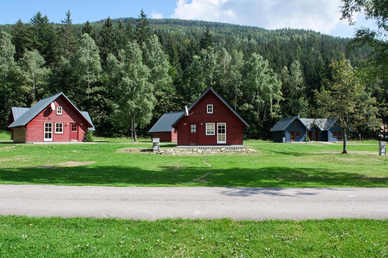 Chalets & Apartments - Base Camp Medvedin Spindleruv Mlyn Exterior photo