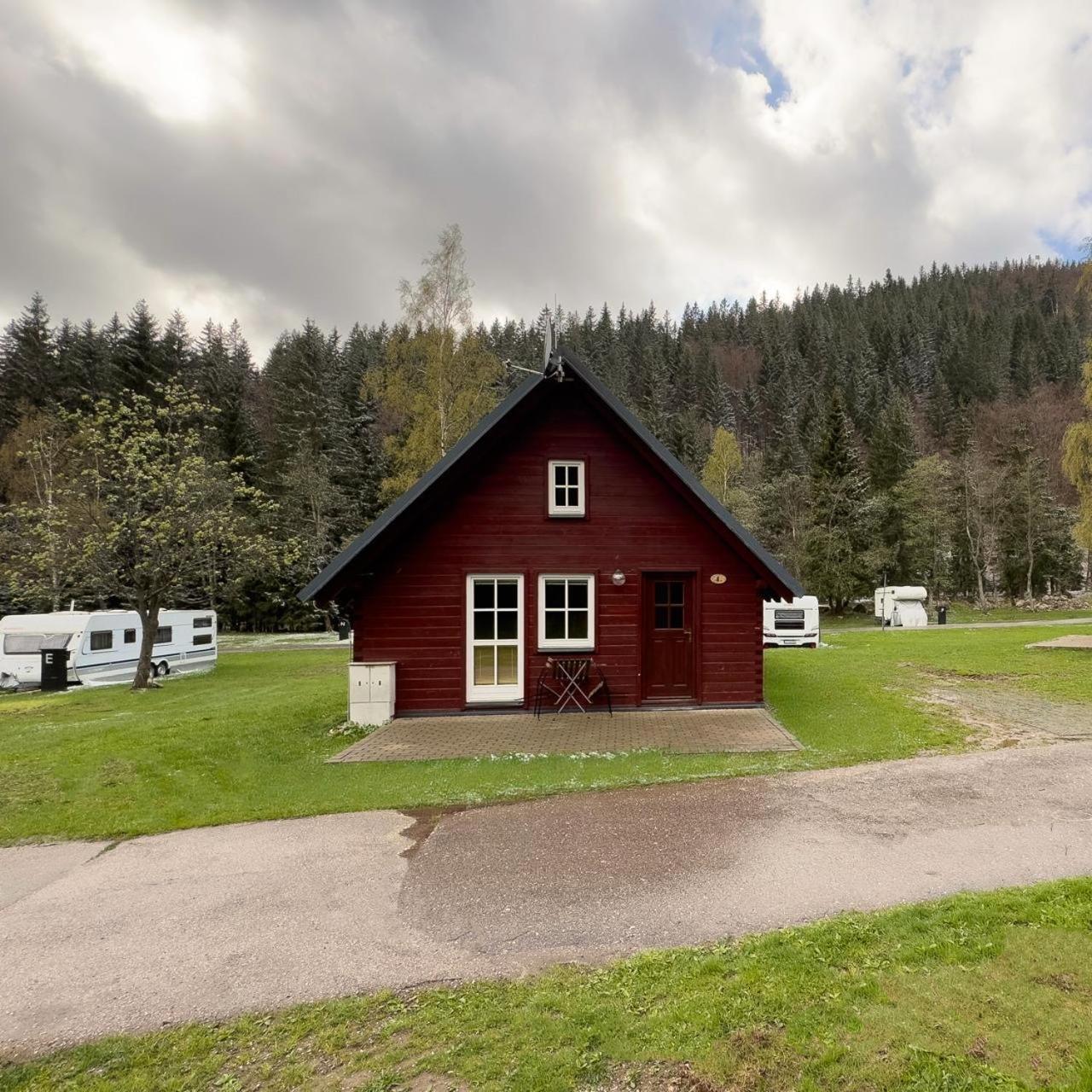 Chalets & Apartments - Base Camp Medvedin Spindleruv Mlyn Exterior photo